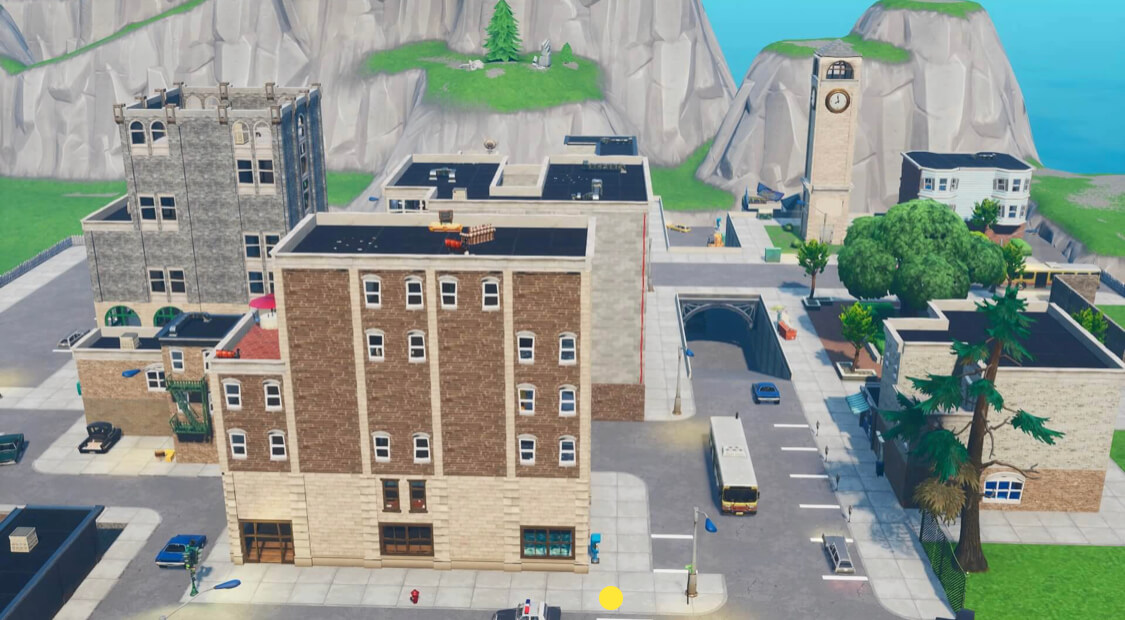 TILTED TOWERS UPHILL ZONE WARS (SQUAD) image 2