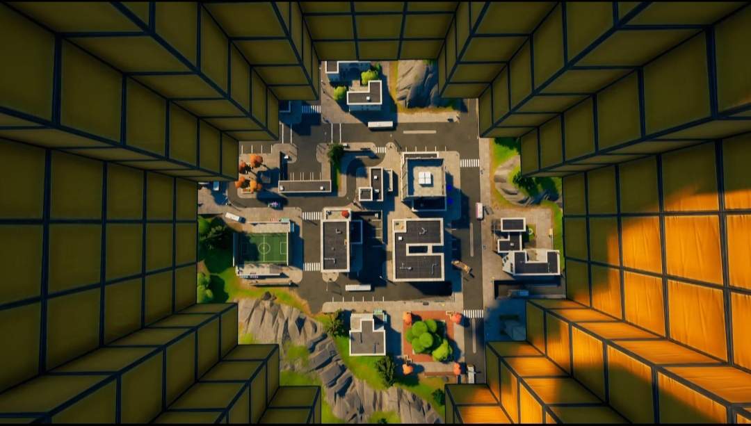 Tilted Towers Pit - Free For All image 2