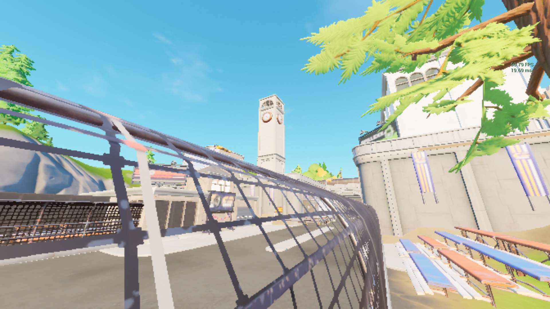 Race: Tilted Towers image 2
